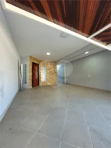 Sobrado com 3 Quartos à venda, 150m² no Jardim Ana Rosa, Suzano