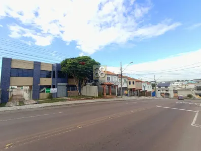 Galpão/Depósito/Armazém com 4 Quartos para alugar, 460m² no Cajuru, Curitiba