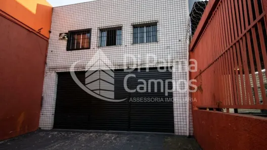 Galpão/Depósito/Armazém com 2 Quartos para venda ou aluguel, 300m² no Vila Nair, São Paulo
