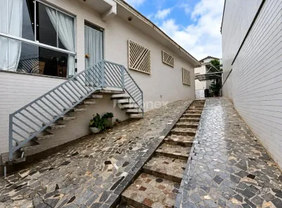 Casa com 5 Quartos à venda, 440m² no Vila Maria Alta, São Paulo