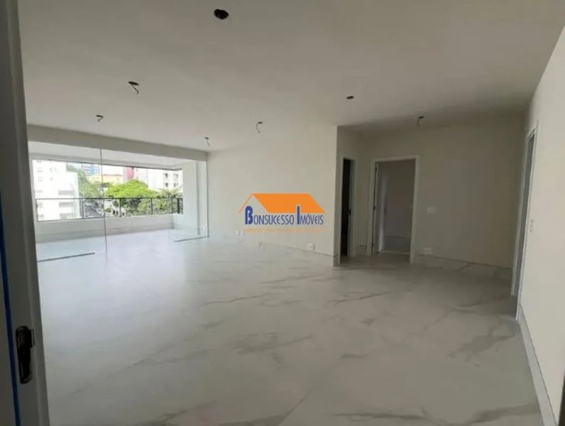 Apartamento com 4 quartos — Serra, Belo Horizonte