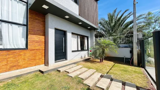 Sobrado com 3 Quartos à venda, 122m² no Parque da Matriz, Cachoeirinha