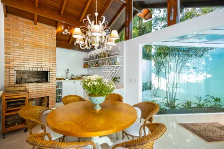 Casa de Condomínio com 4 Quartos à venda, 621m² no Campo Comprido, Curitiba