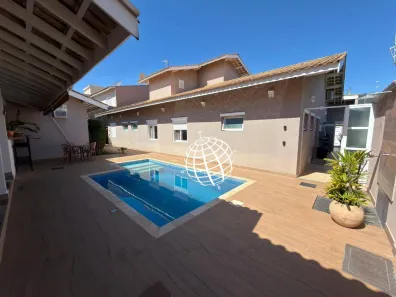 Casa com 4 Quartos para alugar, 205m² no Recreio Maristela, Atibaia