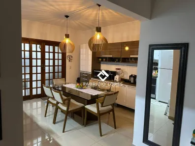 Casa com 3 Quartos à venda, 172m² no Loteamento Villa Branca, Jacareí