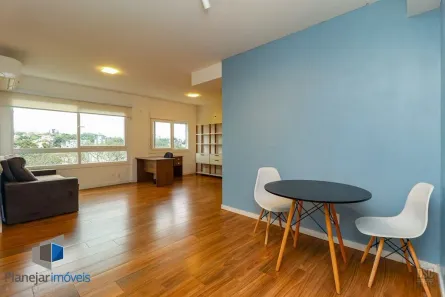 Apartamento com 2 Quartos à venda, 71m² no Jardim do Salso, Porto Alegre