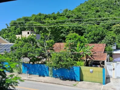 Casa com 4 Quartos para venda ou aluguel, 257m² no Rio Tavares, Florianópolis