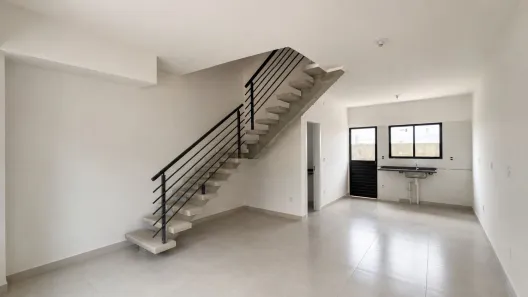 Casa de Condomínio com 2 Quartos para alugar, 76m² no Vila Santa Maria, Americana