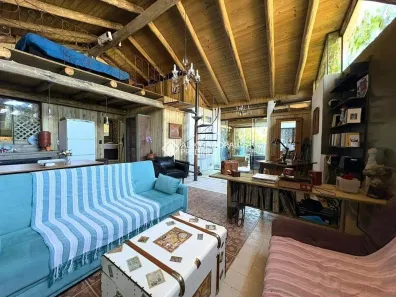 Casa com 2 Quartos para alugar, 135m² no Sambaqui, Florianópolis