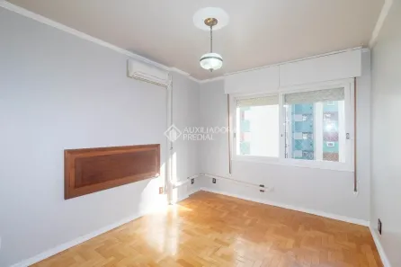 Apartamento com 3 Quartos para alugar, 120m² no Centro Histórico, Porto Alegre
