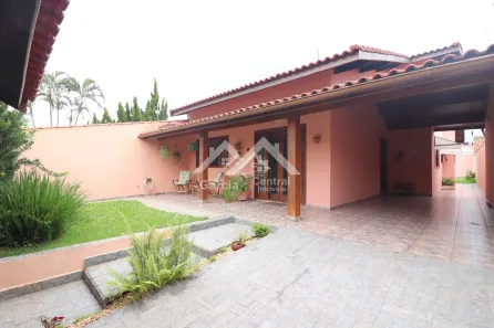Casa com 3 Quartos à venda, 160m² no Estância Balneária Maria Helena Novaes, Peruíbe