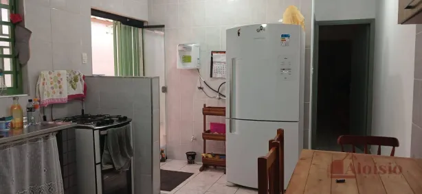 Casa com 2 Quartos à venda, 100m² no Jardim Gurilândia, Taubaté