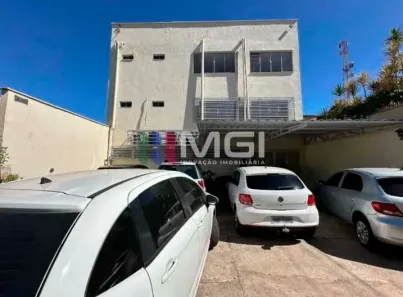 Prédio Comercial para alugar, 1126m² no Jardim das Esmeraldas, Goiânia
