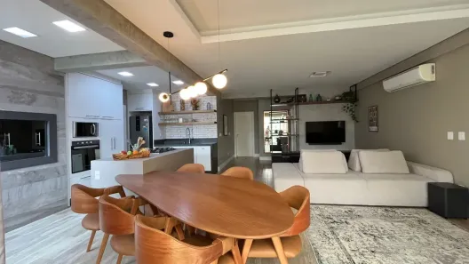 Apartamento com 2 Quartos à venda, 122m² no Centro, Balneário Camboriú
