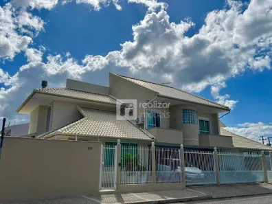 Casa com 3 Quartos para venda ou aluguel, 135m² no Pagani, Palhoça