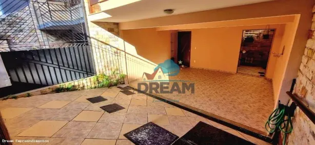 Casa com 3 Quartos à venda, 214m² no Miramar, Macaé