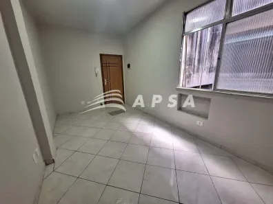 Sala Comercial para alugar, 14m² no Madureira, Rio de Janeiro