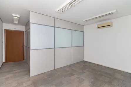 Sala Comercial para alugar, 43m² no Floresta, Porto Alegre