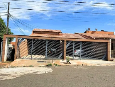 Casa com 4 Quartos à venda, 280m² no Conjunto Parigot de Souza 3, Londrina
