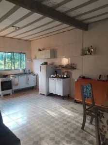 Casa com 2 Quartos à venda, 100m² no Área Rural de Pouso Alegre, Pouso Alegre