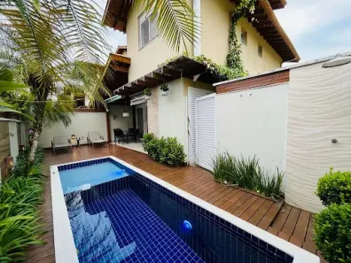 Casa de Condomínio com 3 Quartos à venda, 140m² no Camburi, São Sebastião