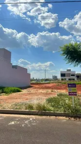 Lote/Terreno à venda, 250m² no Novo Mundo, Uberlândia