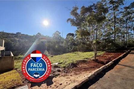 Lote/Terreno à venda, 760m² no Balneário Água Limpa, Nova Lima