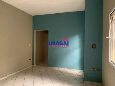 Sobrado com 2 Quartos à venda, 169m² no Centro, Jacareí