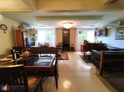 Sobrado com 3 Quartos à venda, 233m² no Auxiliadora, Porto Alegre