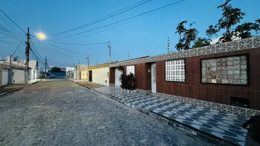 Casa de Condomínio com 3 Quartos à venda, 200m² no Aruana, Aracaju