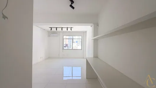 Sala Comercial para alugar, 26m² no Centro, Florianópolis