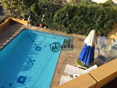 Casa de Condomínio com 4 Quartos à venda, 650m² no Itacoatiara, Niterói