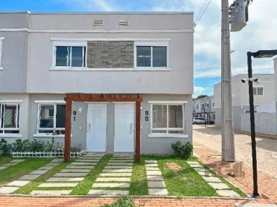 Casa com 2 Quartos à venda, 170m² no Vila Nova, Porto Alegre
