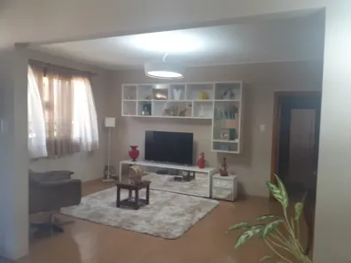 Casa com 3 Quartos à venda, 160m² no Santa Maria Goretti, Porto Alegre