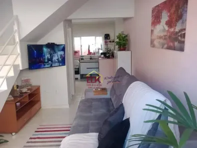 Sobrado com 2 Quartos à venda, 67m² no Jardim Santa Marina, Jacareí