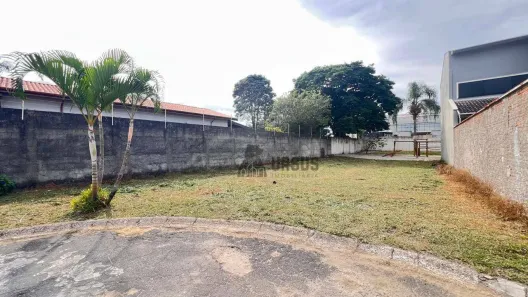 Lote/Terreno à venda, 275m² no Parque São Luís, Taubaté