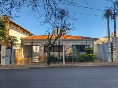 Casa com 4 Quartos para alugar, 127m² no Centro, Araraquara