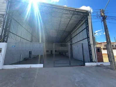 Galpão/Depósito/Armazém para alugar, 300m² no Vermelha, Teresina