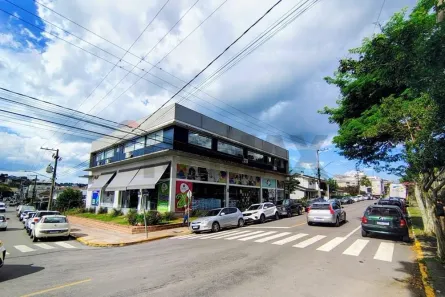 Sala Comercial à venda, 433m² no Centro, Garibaldi