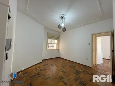 Apartamento com 2 Quartos à venda, 52m² no Cidade Baixa, Porto Alegre