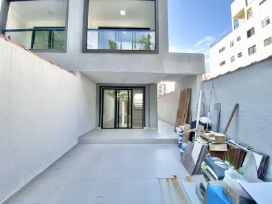 Casa com 2 Quartos à venda, 1200m² no Jardim Las Palmas, Guarujá