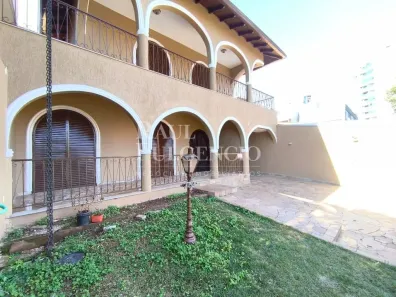 Sobrado com 4 Quartos para alugar, 320m² no Jardim Santo Antônio, Londrina