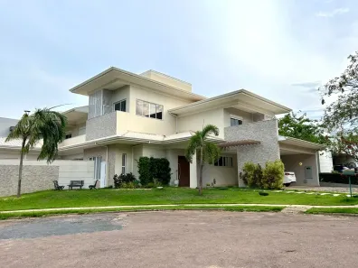 Sobrado com 4 Quartos para alugar, 470m² no Condomínio Belvedere, Cuiabá