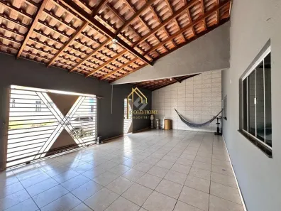 Casa com 3 Quartos para venda ou aluguel, 360m² no Cristo Rei, Várzea Grande