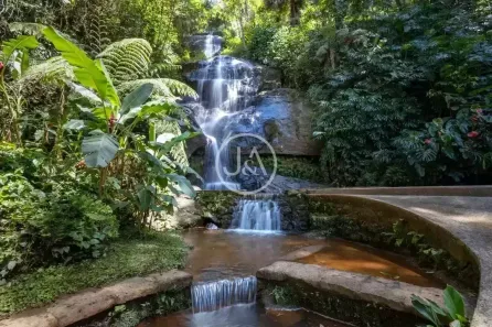 Casa com 5 Quartos à venda, 559m² no Araras, Petrópolis