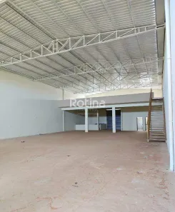 Galpão/Depósito/Armazém para alugar, 640m² no Novo Mundo, Uberlândia