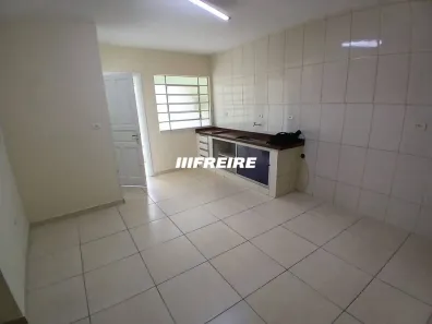 Casa com 2 Quartos para alugar, 90m² no Osvaldo Cruz, São Caetano do Sul