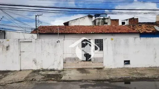 Casa com 6 Quartos à venda, 144m² no Luzia, Aracaju