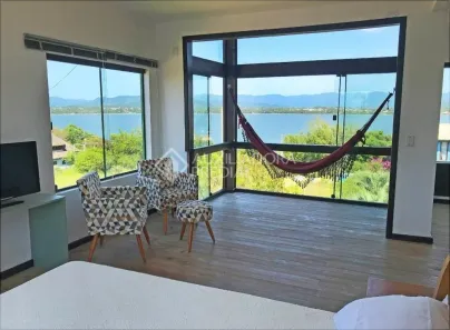 Casa com 3 Quartos à venda, 170m² no Ibiraquera, Imbituba