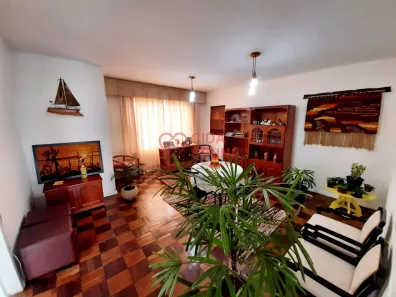 Casa com 5 Quartos à venda, 330m² no Balneário, Florianópolis